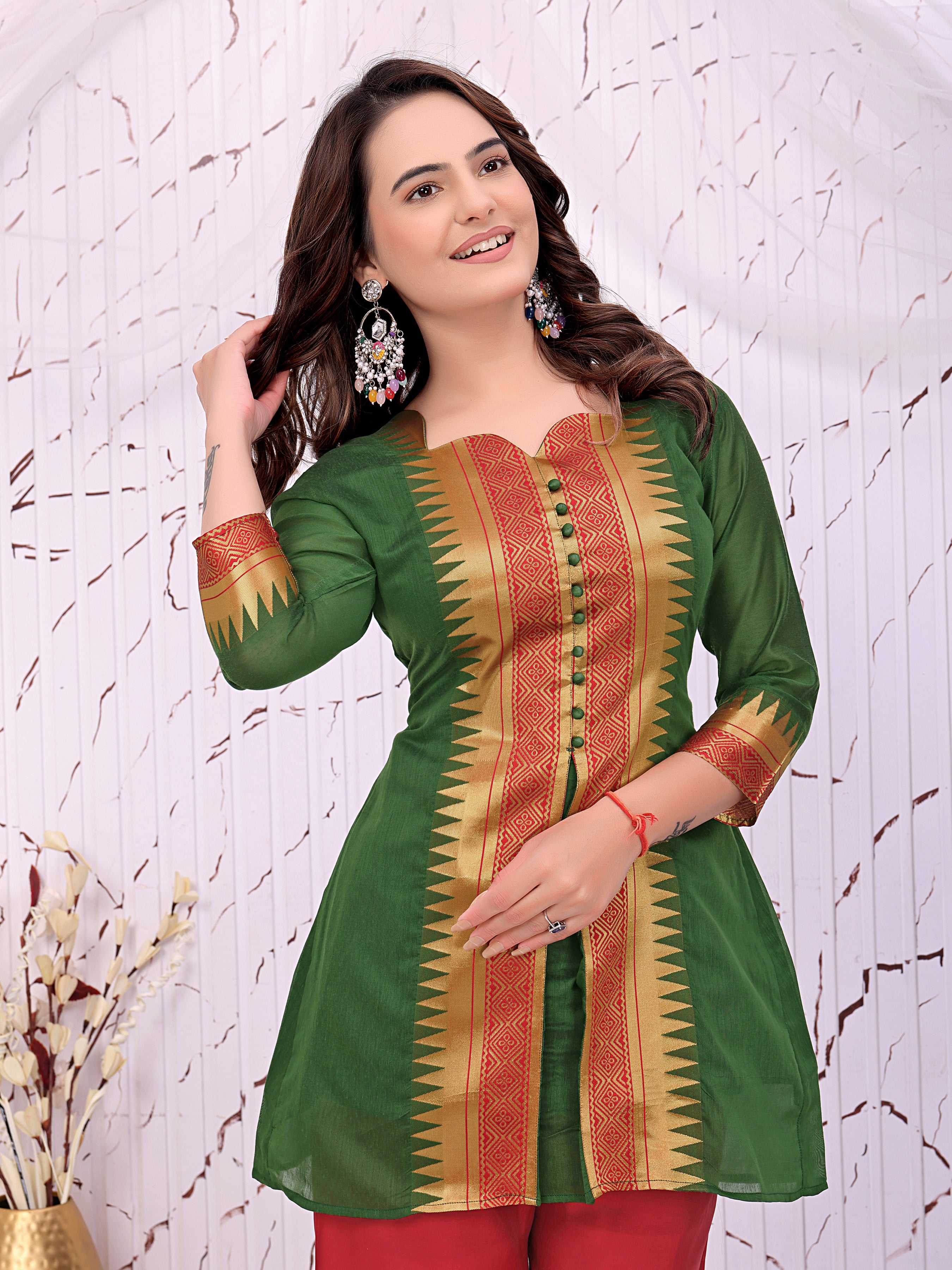 Women’s Green Printed Kurta with Red Palazzo Pants Ethnic Set