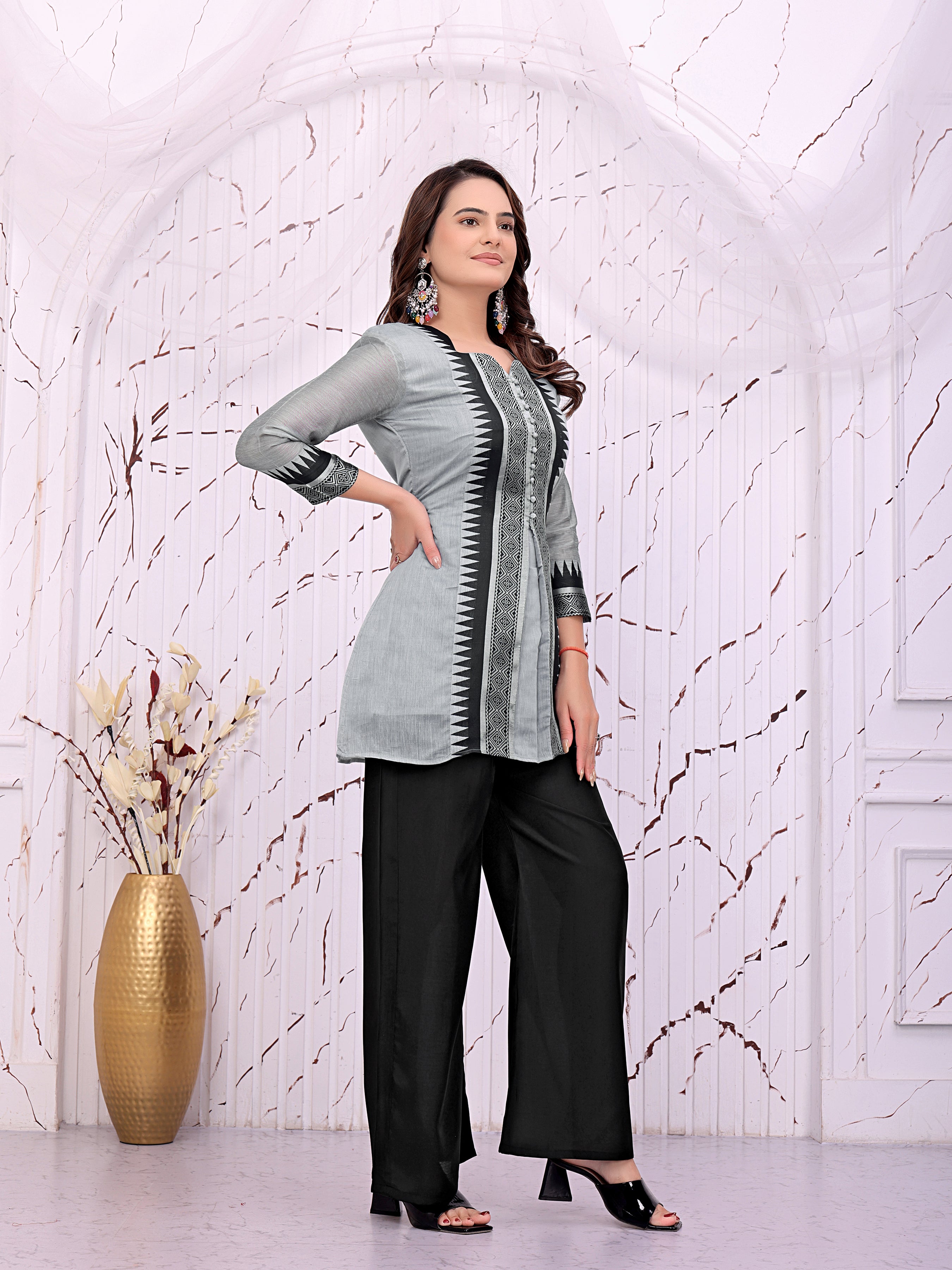 Women’s Grey Printed Kurta with Black Palazzo Pants Ethnic Set