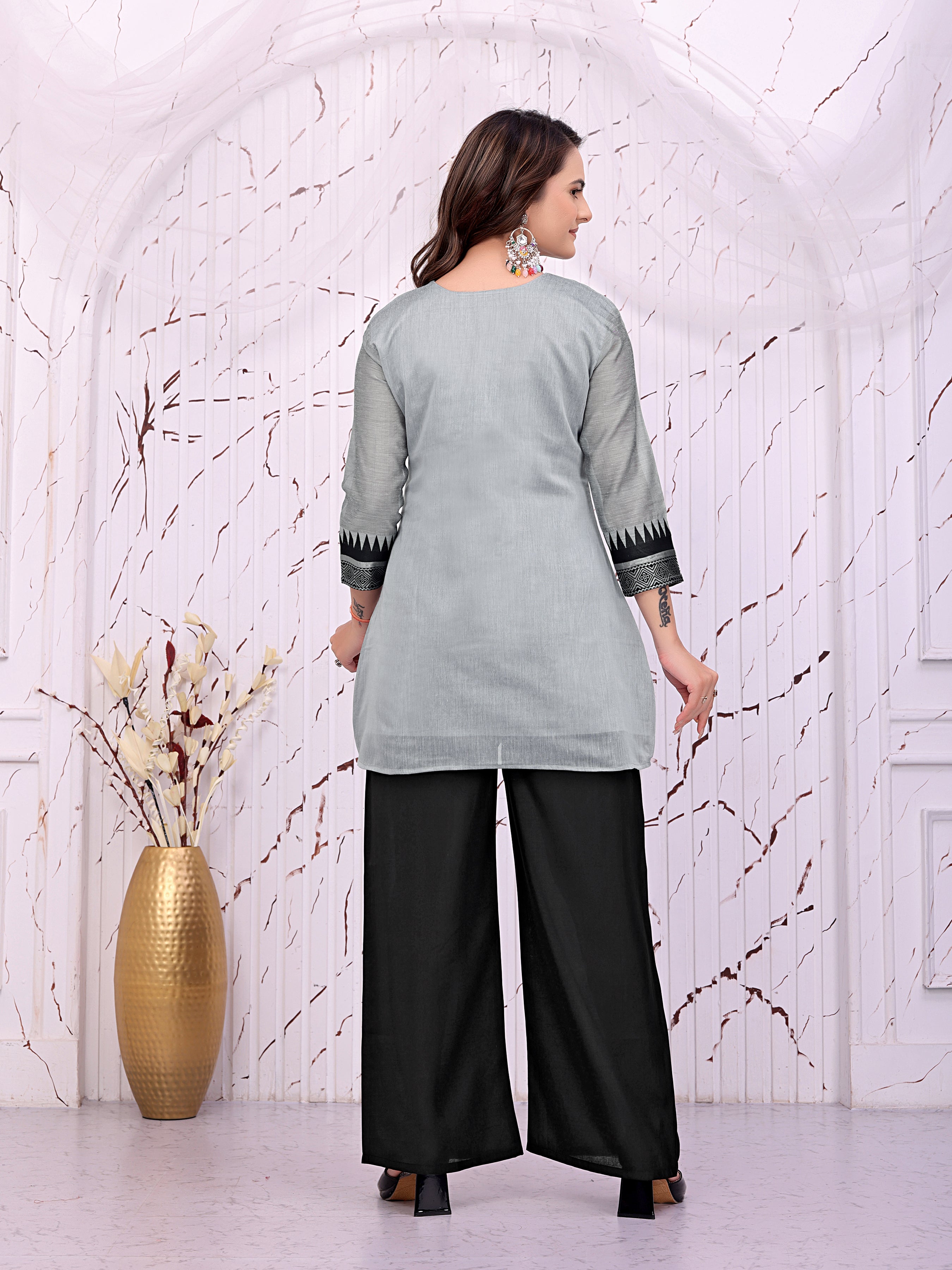 Women’s Grey Printed Kurta with Black Palazzo Pants Ethnic Set