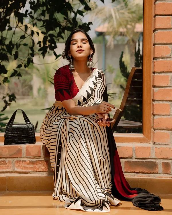 Cream Saree With Red Bindi Pallu