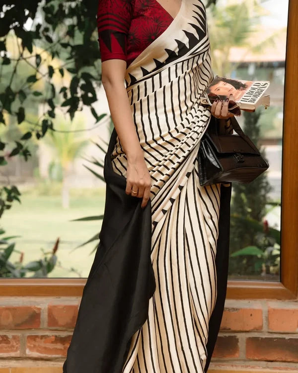 Cream Saree With Red Bindi Pallu