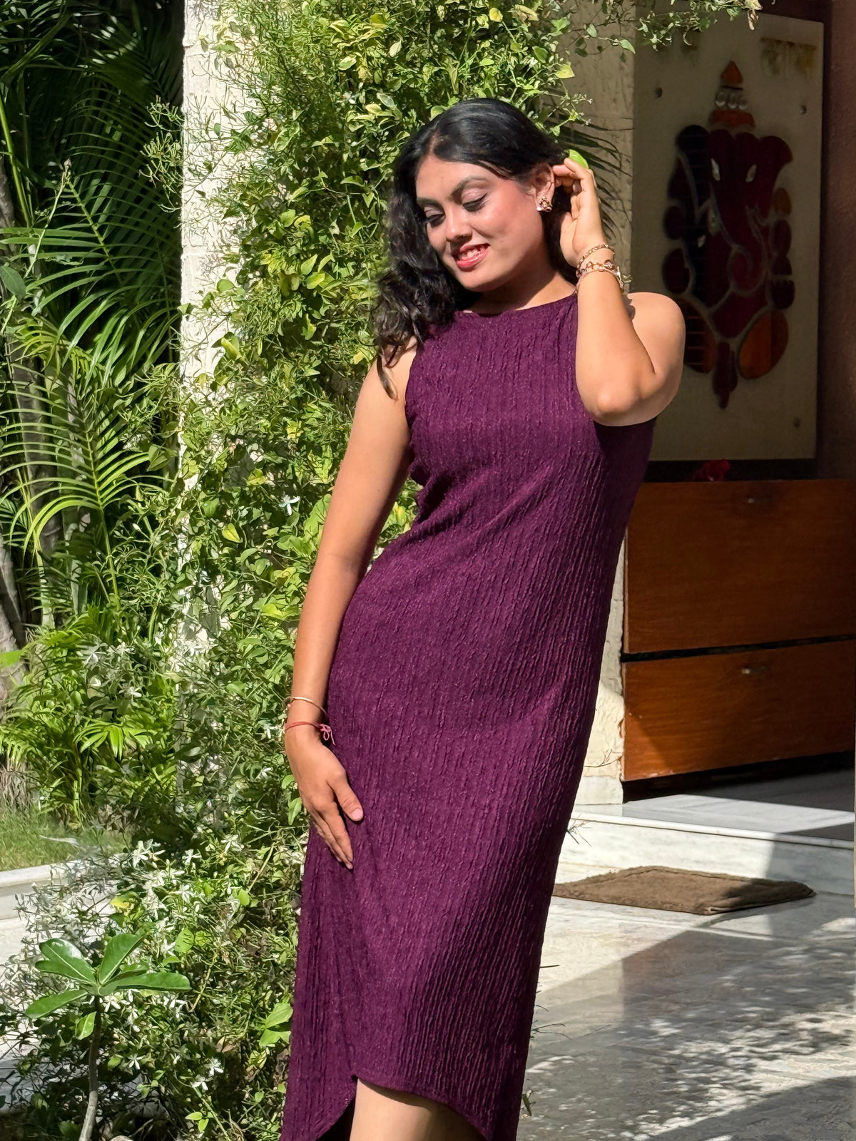 Women’s Sleeveless Textured Bodycon Midi Dress with Round Neck - Purple