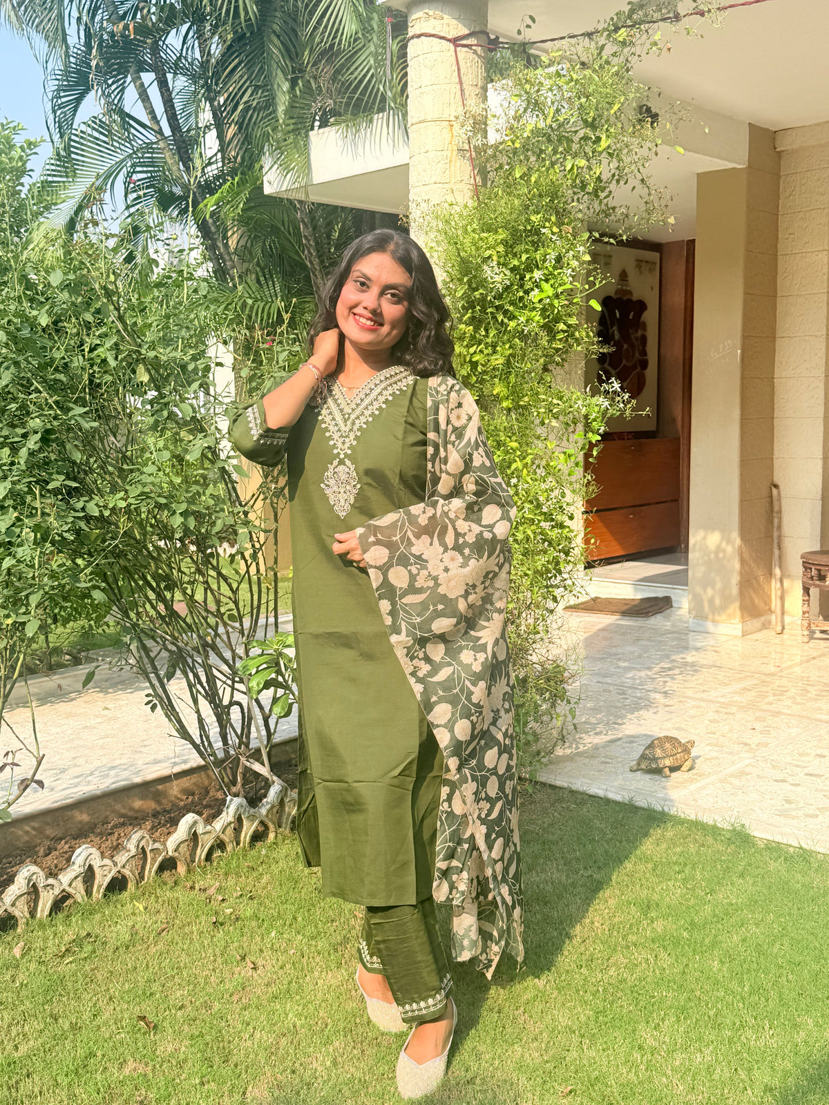 Women’s Embroidered Straight Kurta Pant Set with Floral Printed Dupatta