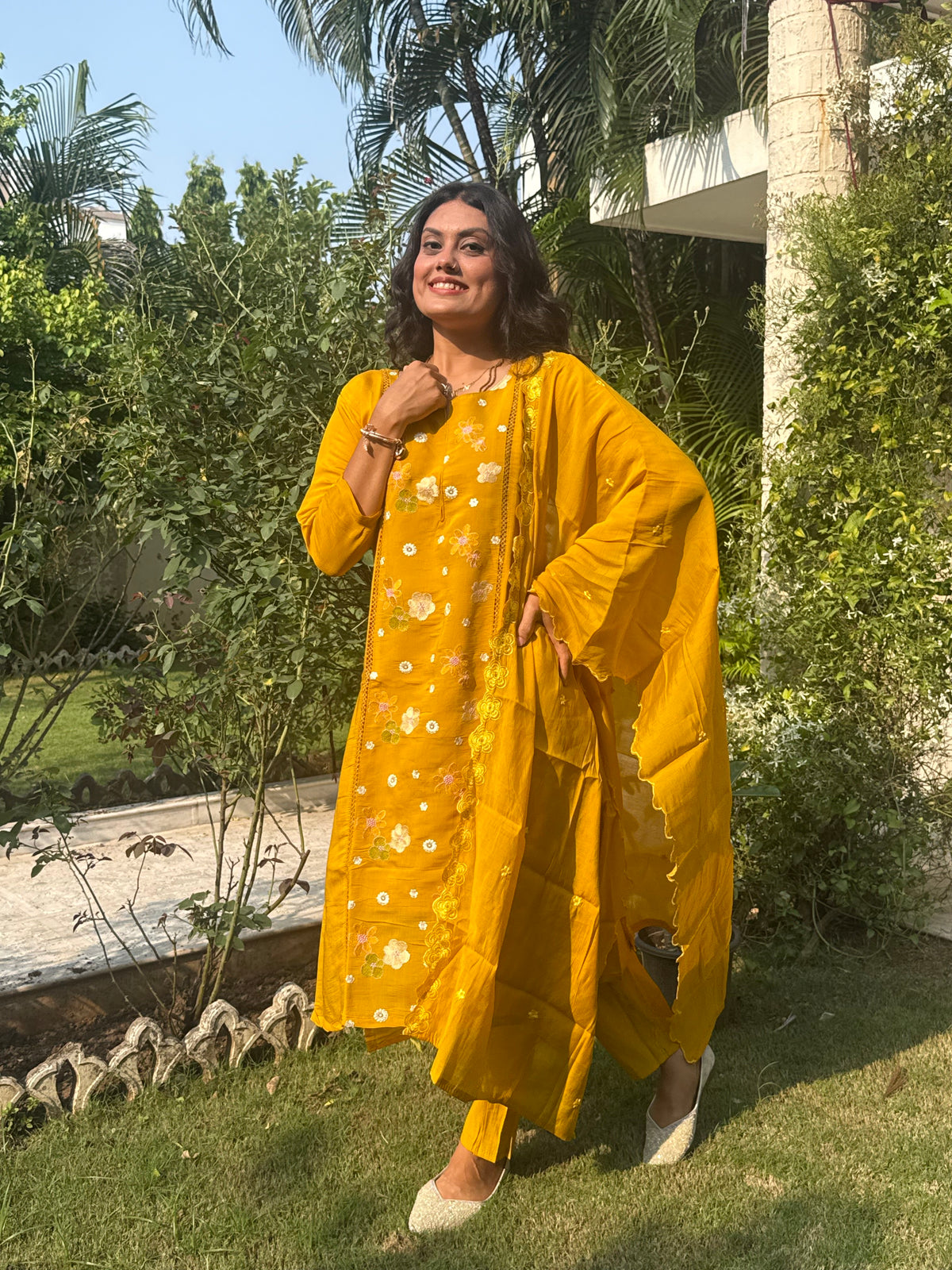 Women’s Embroidered Straight Kurta Pant Set with Floral Dupatta